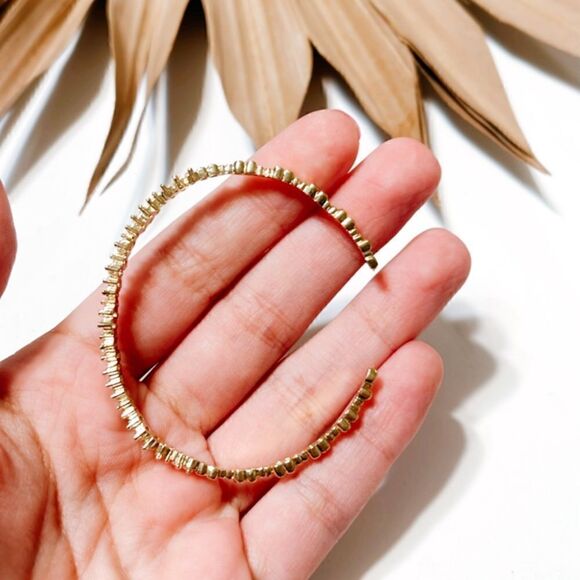 Gold diamond bangle S394 - Picture 3 of 3